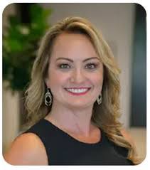 Stephanie Brister's Instagram, Twitter & Facebook