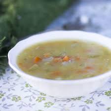La Minestrone Es Una Especialidad De La Cocina Italiana Una Sopa De Verduras Que Dependiendo De La Epoca Del Minestrone Sopa Minestrone Sopa Minestrone Receta