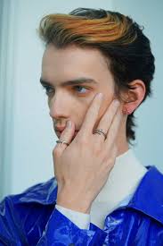  X Men S Kodi Smit Mcphee Is An Action Star For The Mindfulness Set
