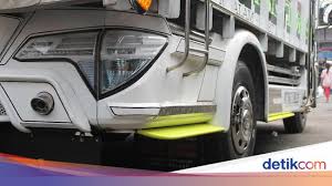 Truk cabe terbaru gratis dan mudah dinikmati. Lagi Ngetren Truk Pakai Lampu Mobil Suv Pajero Hr V Fortuner