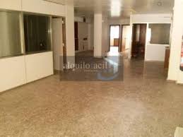 De superficie, 2 habitaciones dobles, un baño, propiedad en buen estado, cocina equipada, gres, carpintería exterior de aluminio / climalit. Casas Y Pisos En Alquiler Almansa Indomio