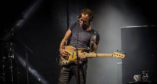 Stray cat in a mad dog city 9 ways to sorrow a moment's all it takes to say goodbye i'm waiting wild cat in a sad dog story 9 roads to follow a. Sting Libera Musica Inedita Ouca September Com Participacao De Zucchero A Radio Rock 89 1 Fm Sp