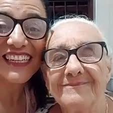 Tomorrow we're bringing you more of The Speak Of Love Tour! We can't wait  to see you this weekend in Texas and Arkansas! This week's shows 🚌:  Southlake, TX Van Buren, AR