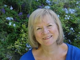 Mae Rech's Instagram, Twitter & Facebook