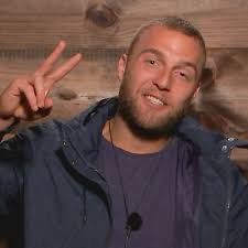 Politik-Talk im Dschungelcamp: Filip kennt Kanzler Scholz aus Shisha-Bar