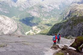 The name itself means the bottom end of the lysefjorden. Kjerag Und Kjeragbolten Am Lysefjord Unterwegsblog