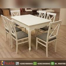 Meja makan kayu jati minimalis knock down terbuat dari kayu jati pilihan dengan kombinasi ukir kayu khas jepara meja makan minimalis ini akan sangat indah jika ditempatkan di ruang makan anda. Pin On Meja Makan