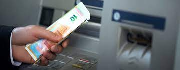 50 € par 7 jours 1les virements en euros (sepa) exécutés aux terminaux self'bank dans les agences ing. Faudra T Il Payer Encore Plus Pour Retirer De L Argent A Un Distributeur De Billets Meilleurebanque Com