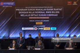 Coo cenderung untuk mengarahkan gaji tinggi di amerika. Bank Rakyat Terbit Sukuk Rm10 Bilion