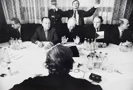 Nejlepší nástěnky uživatele michal adamec. Prime Minister Adamec And Vaclav Havel The First Meeting International Center Of Photography