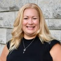 Marlene Newell's Instagram, Twitter & Facebook