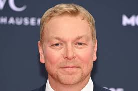 Doctor shares 'overlooked' prostate cancer symptom after Sir Chris Hoy's  health update