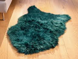 Check out our recycling kuhfell selection for the very best in unique or custom, handmade pieces from our shops. Kunstfell Tannengrun In Grun 60x90 Cm Deko Fell Imitat Teppich Sitzauflage Kaufen Bei Come4buy Gmbh