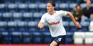 Good chat with ben davies this morning mostly about football, but overshadowed slightly by dogs coming to talksport soon hope you're all well @ben_davies33 has undergone groin surgery today. Ozk0vqrs6mtucm