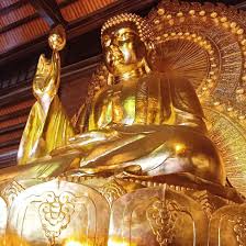 Bức tượng Phật Thích Ca Mâu Ni dát vàng chùa Bái Đính được xác lập kỷ lục  tượng Phật lớn nhất châu Á😮😮😮 - Bức tượng Phật Thích Ca Mâu Ni được