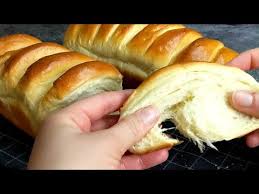 47 Soft And Fluffy Banana Bread Loaf Japanese Milk Bread Brioche Youtube Banana Bread Loaf Japanese Milk Bread Loaf Bread