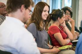 Das unternehmen wird derzeit von 5 managern (5 x vorstand) geführt. Gut Leben In Deutschland Burgerdialog Zur Lebensqualitat Blog Mehr Musse Fur Soziales Engagement