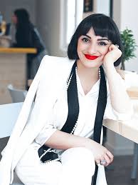 Decizia a fost ștergerea articolului. Ana Morodan The White Casual Suit Blog Styland