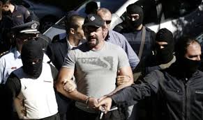 Για την προσπάθεια που έκανε στον προκριματικό του τριπλούν μίλησε η βούλα παπαχρήστου. Binteo Apo Thn Enedra 8anatoy Sto Xaidari Ti Leei H El As Gia Ton Rolo Twn Dyo Astynomikwn Protagon Gr