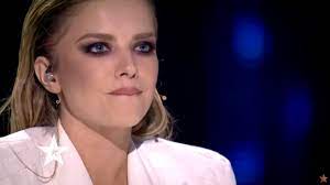 In noul sezon, renumitul dansator si coregraf mihai petre nu va face parte din echipa juriului. Alexandra Dinu DeranjatÄƒ De Un Comentariu FÄƒcut De Pavel BartoÈ™ In Finala Romanii Au Talent E Doar O Rochie Roz Impact