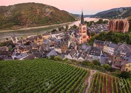 Great savings on hotels in bacharach, germany online. Immagini Stock Bacharach Valle Del Reno In Germania Vista Panoramica Della Citta Con Il Fiume Reno E Vigneto Al Crepuscolo Image 78588158