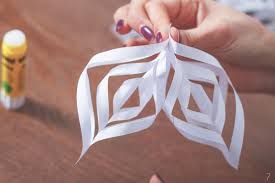 Douille métallique 3d flocon de neige. Diy Fabriquez Des Flocons De Neige En Papier Dollyjessy