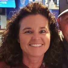 Robyn Fay's Instagram, Twitter & Facebook