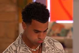 Love Island quitter Harrison admits 'Harry is worst person to go to for  advice'