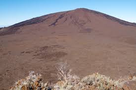 As the director of the volcanological observatory of piton de la fournaise, the seismic activity of the volcano was recorded three days ago and intensified on. Piton De La Fournaise Wikipedia