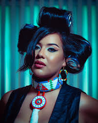 Taryn Anderson's Instagram, Twitter & Facebook