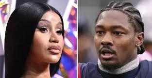 Cardi B Umumkan Kehamilan Anak Keempat, Pertama dengan Pacar Baru