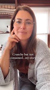 Who else has broken up with the crunchy lifestyle and now aspires to a  healthy 80/20 lifestyle?? 🙋🏻‍♀️, What do you want to know more about,  learn how to do or understand better? I have some things I ...