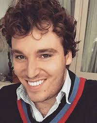 Checkout our list of the 20 best hair products luxeorganix's argan oil conditioner works wonders for wavy hair. Hair Products For Men A Gentleman S Guide Slicked Back Hair