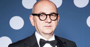 Luis enrique gnecco dessy (born 12 december 1962) is a chilean actor. La Acida Critica De Luis Gnecco A La Tv Chilena No Es Mala Es Pesima