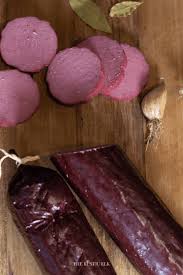 Summer sausage was a german innovation that was so named because it could be kept through the winter and spring into the summer months, even before refrigeration. Venison Summer Sausage The Rustic Elk