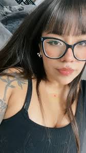 Dime, esto es lo que tú querías?… yo soy fina, este arte es de galería . .  Gracias @nacifilm por las fotos bonitas desde hace años 💖 Si quieren más  fotos, vayan