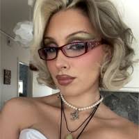 30+ profiler som matchar ”Hurst”