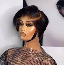 🚨🚨32 “ body wave wig +install for $190🚨🚨 WHOS INTERESTED 👀