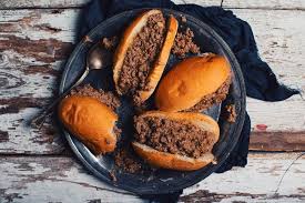 Petits Pains Fourres De Ma Maman Le Coup De Grace Recipe Food Cooking Meat Recipes