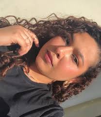 Julia Martins 🦋 (@julih._.h) • Instagram photos and videos