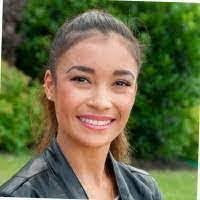 Mari Harper's Instagram, Twitter & Facebook