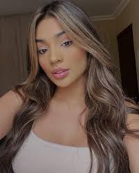 Juliana Robles's Instagram, Twitter & Facebook