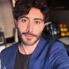 Vince Vivenzio da Nola al red carpet di Venezia: “Il successo si ottiene  con grandi sacrifici”