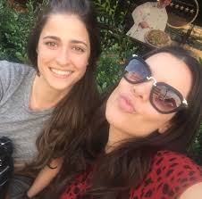 Sandy, Bruno de Luca... os amigos em comum de Eduarda Porto e Fernanda  Souza