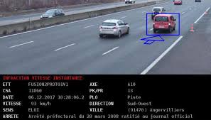 Un radar de recul est un petit accessoire qui permet d'avertir le conducteur des obstacles à l'arrière de son véhicule, et de le guider pendant ses manœuvres le troisième radar de recul de notre sélection est proposé par la marque tkoofn. Radars Tourelles Fonctionnement Emplacements Actualite