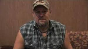 Larry the cable guy sets the record straight on his diverse fan base, when he steps out of character, and the birthing of a catchphrase phenomenon. Warner Music Nashville And Bam Racing Unveil Larry The Cable Guy Paint Scheme And New Vip Program