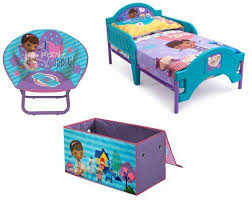 Disney Doc Mcstuffin S Bedroom Set Toddler Bed Toddler Bedding Saucer Chair Collapsible Toy Box All Four It Toddler Bed Doc Mcstuffins Doc Mcstuffins Room