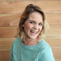 Ashley Burbage's Instagram, Twitter & Facebook