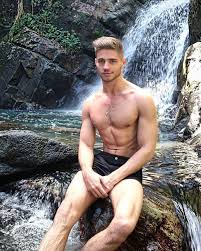 Only the sexiest young men!#gay #straight #bigcock #muscled. Hairy Men Outdoors Gay Fetish Xxx