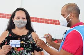 Cadastro e agendamento do processo de vacinação na cidade de joão pessoa, acesse e escolha o local e data a ser imunizado, consulte sua carteira de vacinação digital, faça denúncias de fura fila e saiba as estatísticas em tempo real no nosso vacinômetro, no site ou aplicativo. Joao Pessoa Vacina 48 Sem Comorbidades Veja Locais De Imunizacao Noticias R7 Cidades
